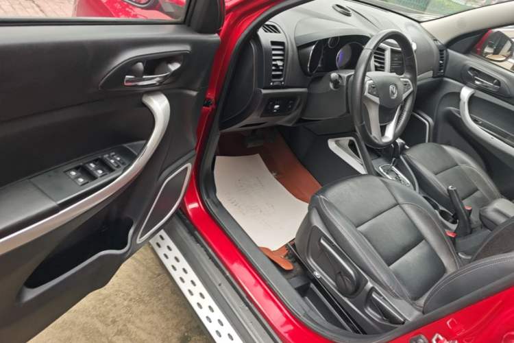 Used CHANGAN CS35 2016 1.6L Automatic Luxury Model China IV Standard Driver Seat