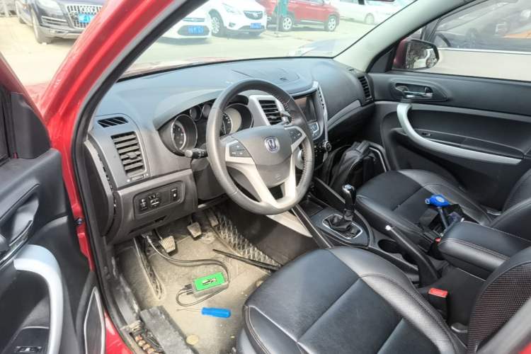 Used CHANGAN CS35 2016 1.6L Manual Luxury Model China IV Standard Driver Seat