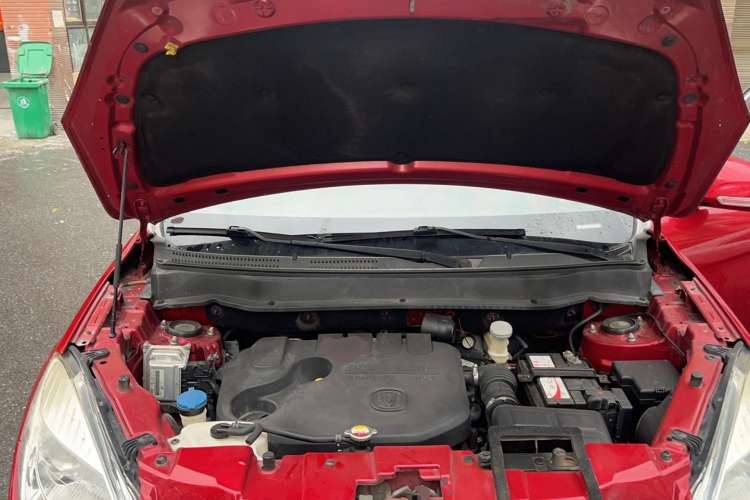 Used CHANGAN CS35 2016 1.6L Automatic Luxury Model China V Standard Engine Bay