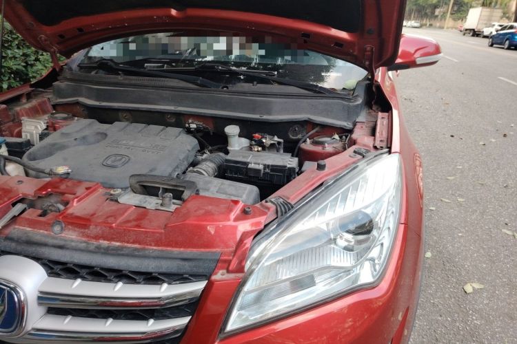 Used CHANGAN CS35 2016 1.6L Manual Luxury Model China IV Engine Bay Left