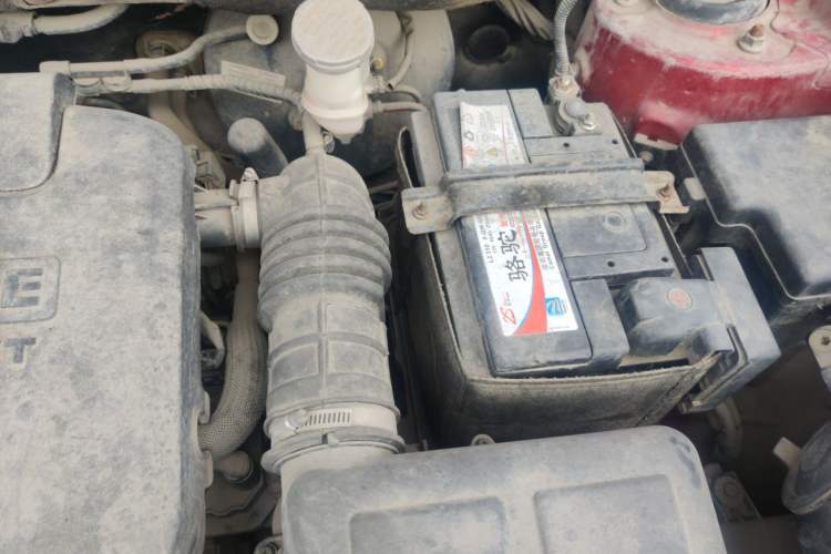 Used CHANGAN CS35 2016 1.6L Automatic Luxury Model China IV Standard Engine Bay Right
