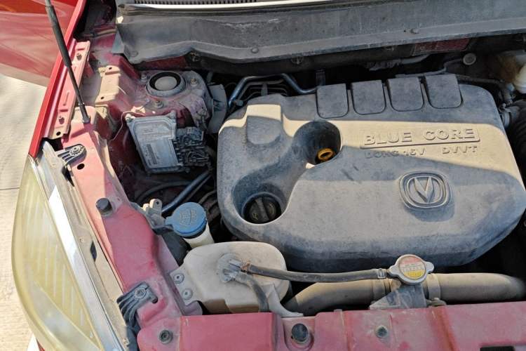 Used CHANGAN CS35 2016 1.6L Automatic Luxury Model China IV Standard Engine Bay Right