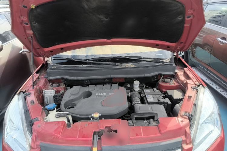 Used CHANGAN CS35 2016 1.6L Manual Luxury Model China IV Standard Engine Bay