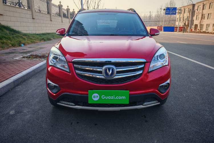 Used CHANGAN CS35 2016 1.6L Automatic Luxury Model China IV Standard Exterior 1