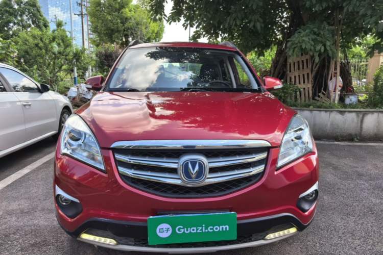 Used CHANGAN CS35 2016 1.6L Automatic Luxury Model China IV Standard Front