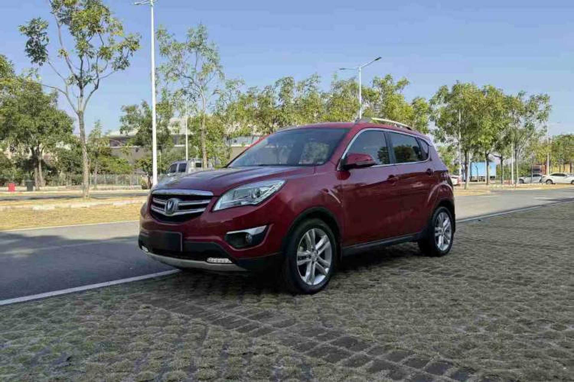 Used CHANGAN CS35 2016 1.6L Manual Luxury Model China V Standard Front Left 45 Deg