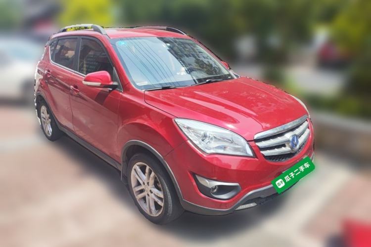Used CHANGAN CS35 2016 1.6L Automatic Luxury Model China IV Standard Front Right 45 Deg