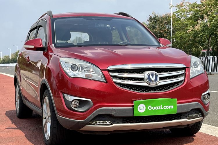 Used CHANGAN CS35 2016 1.6L Automatic Luxury Model China V Standard Front Right 45 Deg