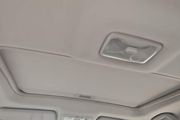 Used CHANGAN CS35 2016 1.6L Automatic Luxury Model China V Standard Headliner