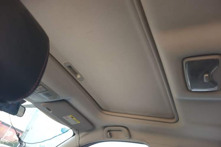 Used CHANGAN CS35 2016 1.6L Automatic Luxury Model China V Standard Headliner