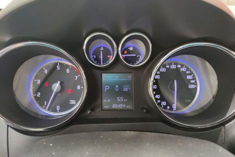 Used CHANGAN CS35 2016 1.6L Automatic Luxury Model China V Standard Instrument Cluster
