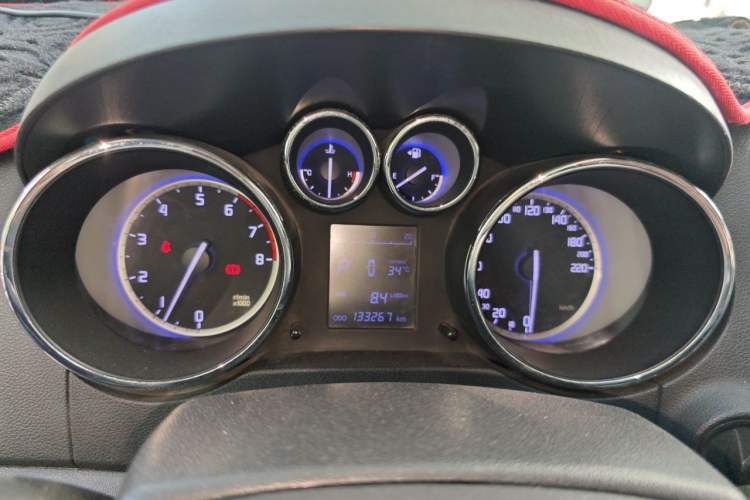 Used CHANGAN CS35 2016 1.6L Automatic Luxury Model China V Standard Instrument Cluster