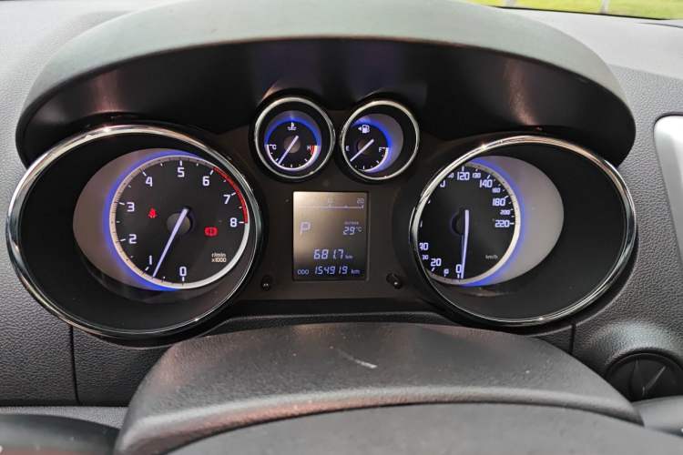 Used CHANGAN CS35 2016 1.6L Automatic Luxury Model China IV Standard Instrument Cluster