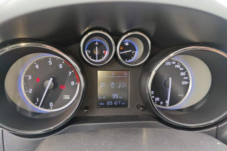 Used CHANGAN CS35 2016 1.6L Automatic Luxury Model China V Standard Instrument Cluster