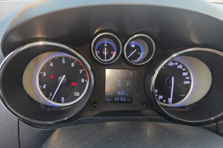 Used CHANGAN CS35 2016 1.6L Automatic Luxury Model China IV Standard Instrument Cluster