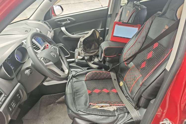 Used CHANGAN CS35 2016 1.6L Automatic Luxury Model China V Standard Left Front Seat