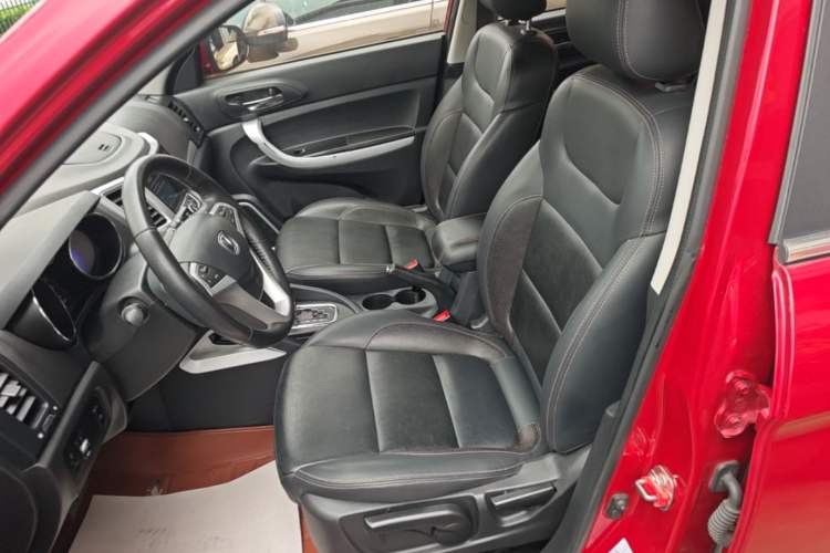 Used CHANGAN CS35 2016 1.6L Automatic Luxury Model China IV Standard Left Front Seat
