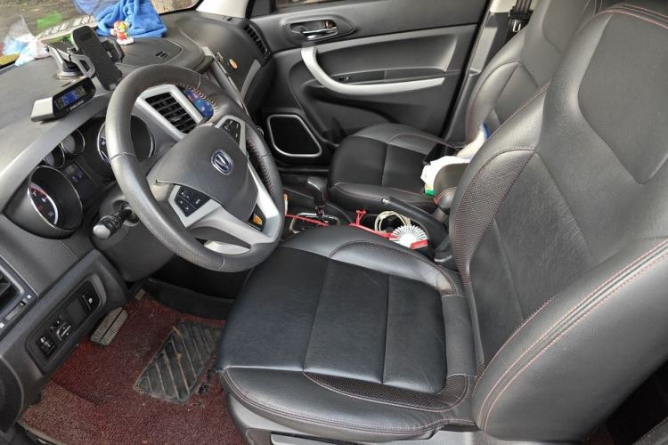 Used CHANGAN CS35 2016 1.6L Automatic Luxury Model China IV Standard Left Front Seat