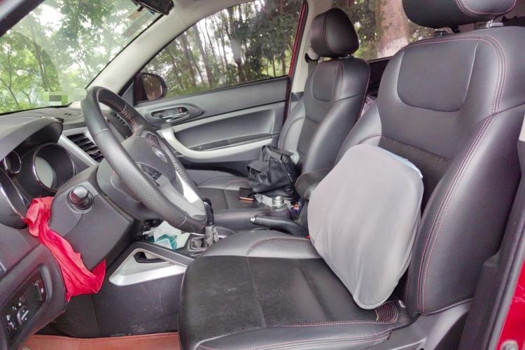Used CHANGAN CS35 2016 1.6L Manual Luxury Model China IV Standard Left Front Seat
