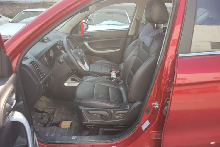 Used CHANGAN CS35 2016 1.6L Automatic Luxury Model China V Standard Left Front Seat