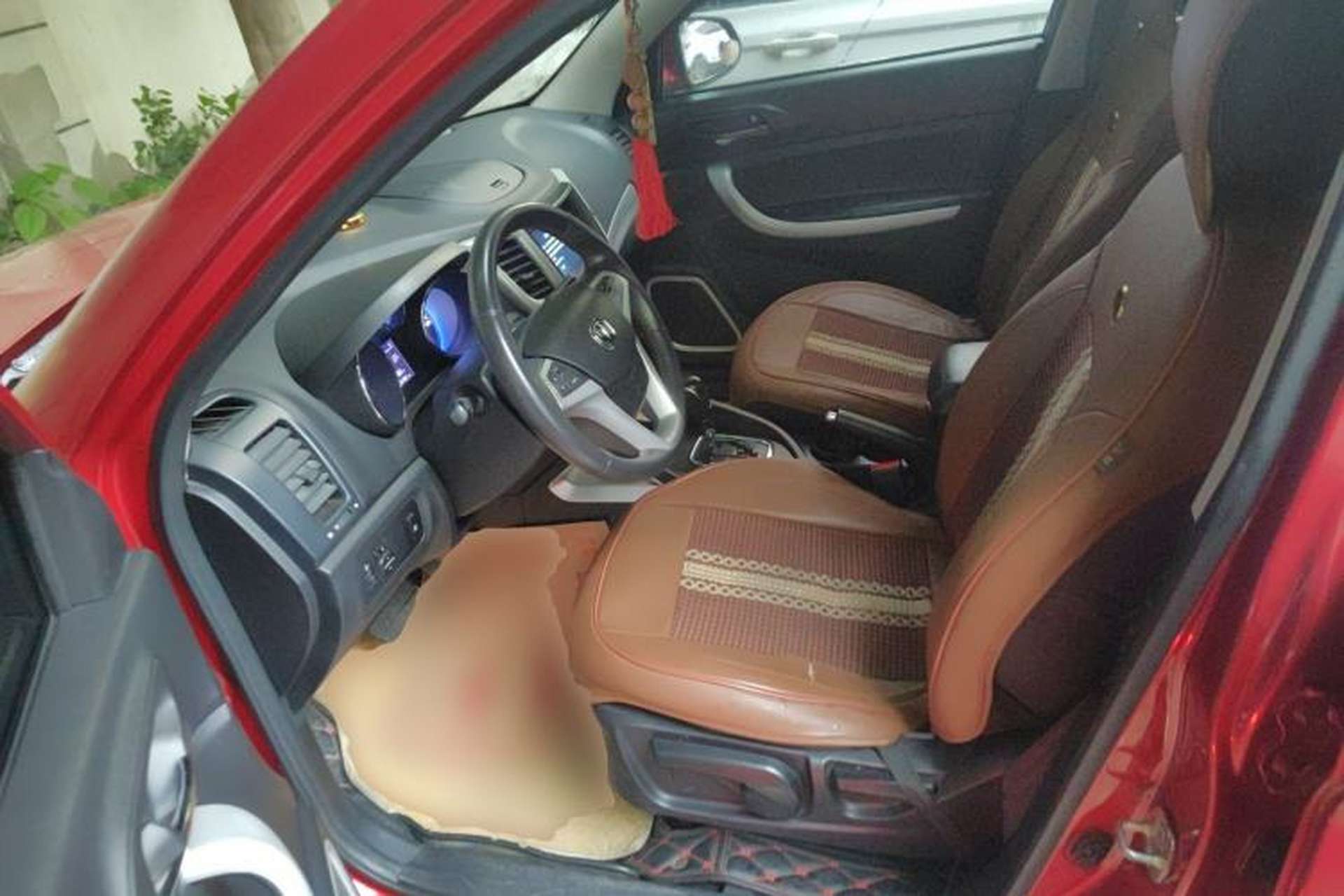 Used CHANGAN CS35 2016 1.6L Automatic Luxury Model China IV Standard Left Front Seat