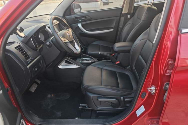 Used CHANGAN CS35 2016 1.6L Automatic Luxury Model China IV Standard Left Front Seat