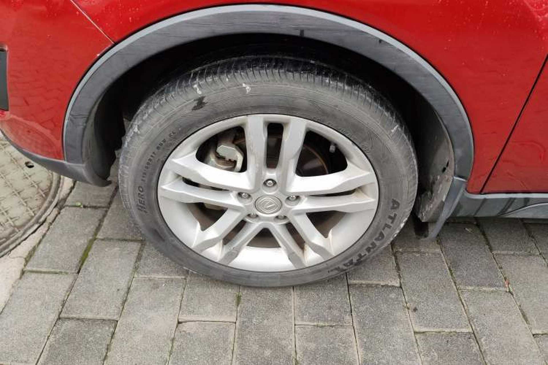 Used CHANGAN CS35 2016 1.6L Automatic Luxury Model China IV Standard Left Front Wheel Hub