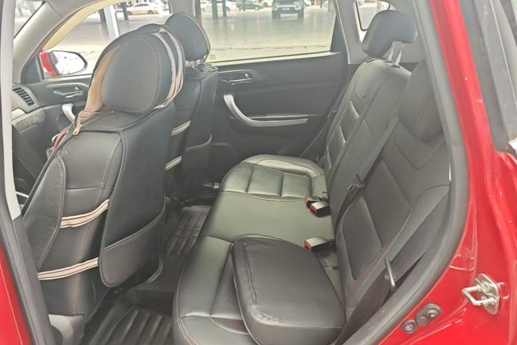 Used CHANGAN CS35 2016 1.6L Automatic Luxury Model China V Standard Left Rear Seat