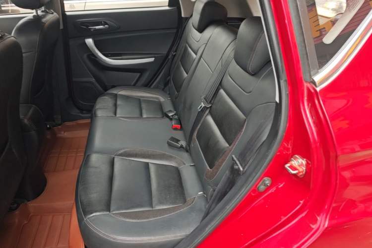 Used CHANGAN CS35 2016 1.6L Automatic Luxury Model China IV Standard Left Rear Seat