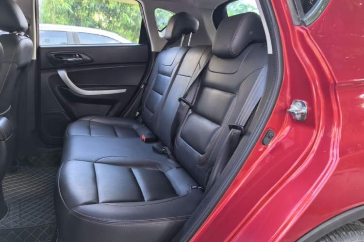 Used CHANGAN CS35 2016 1.6L Automatic Luxury Model China IV Standard Left Rear Seat