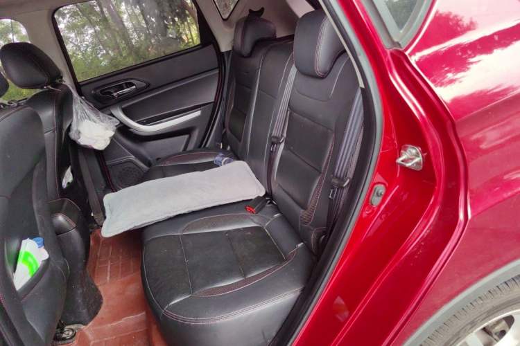 Used CHANGAN CS35 2016 1.6L Manual Luxury Model China IV Standard Left Rear Seat