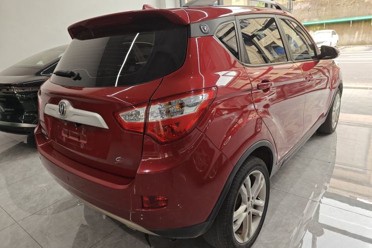 Used CHANGAN CS35 2016 1.6L Manual Luxury Model China V Standard Rear Right 45 Deg