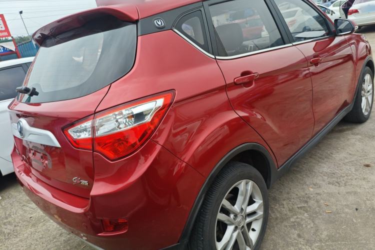 Used CHANGAN CS35 2016 1.6L Automatic Luxury Model China V Standard Rear Right 45 Deg