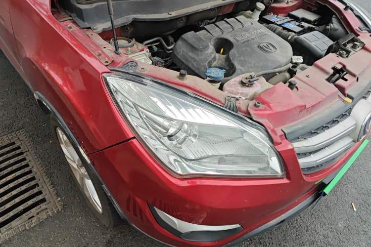 Used CHANGAN CS35 2016 1.6L Automatic Luxury Model China IV Standard Right Front Headlight