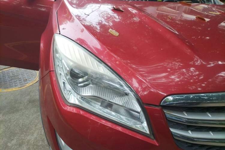 Used CHANGAN CS35 2016 1.6L Automatic Luxury Model China V Standard Right Front Headlight