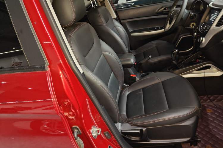 Used CHANGAN CS35 2016 1.6L Manual Luxury Model China V Standard Right Front Seat