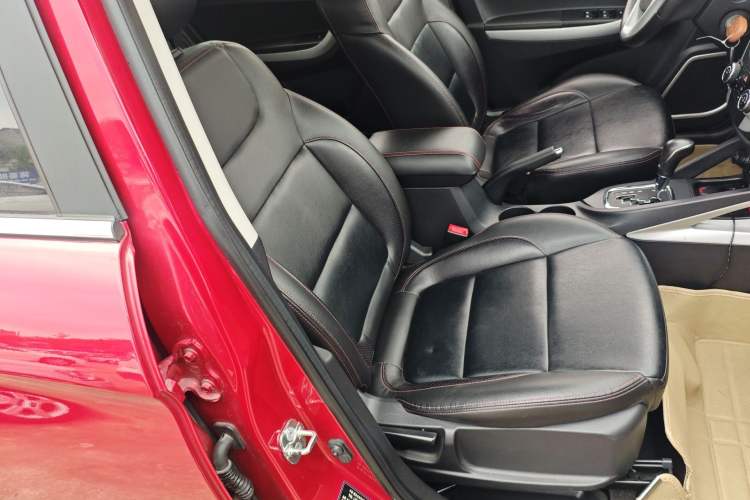 Used CHANGAN CS35 2016 1.6L Automatic Luxury Model China V Standard Right Front Seat