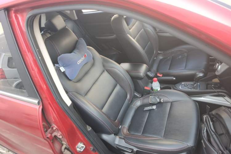 Used CHANGAN CS35 2016 1.6L Automatic Luxury Model China V Standard Right Front Seat
