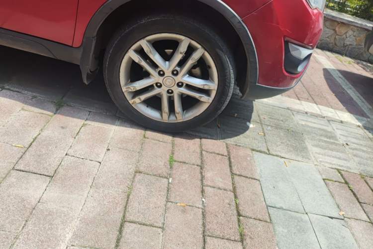 Used CHANGAN CS35 2016 1.6L Automatic Luxury Model China IV Standard Right Front Wheel Hub
