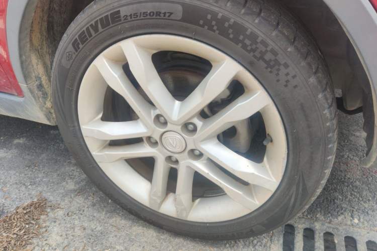 Used CHANGAN CS35 2016 1.6L Automatic Luxury Model China IV Standard Right Front Wheel Hub