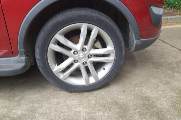Used CHANGAN CS35 2016 1.6L Automatic Luxury Model China V Standard Right Front Wheel Hub
