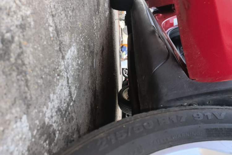 Used CHANGAN CS35 2016 1.6L Automatic Prestige Model China V Standard Right Side Sill