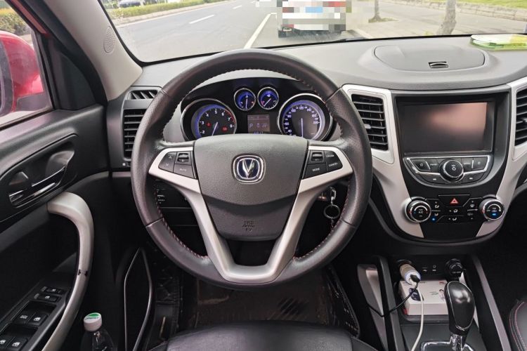 Used CHANGAN CS35 2016 1.6L Automatic Luxury Model China IV Standard Steering Wheel
