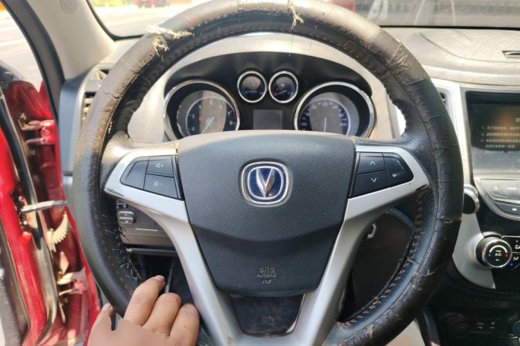 Used CHANGAN CS35 2016 1.6L Manual Luxury Model China IV Standard Steering Wheel