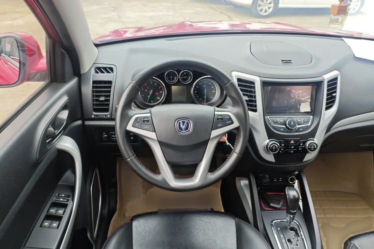 Used CHANGAN CS35 2016 1.6L Automatic Luxury Model China V Standard Steering Wheel
