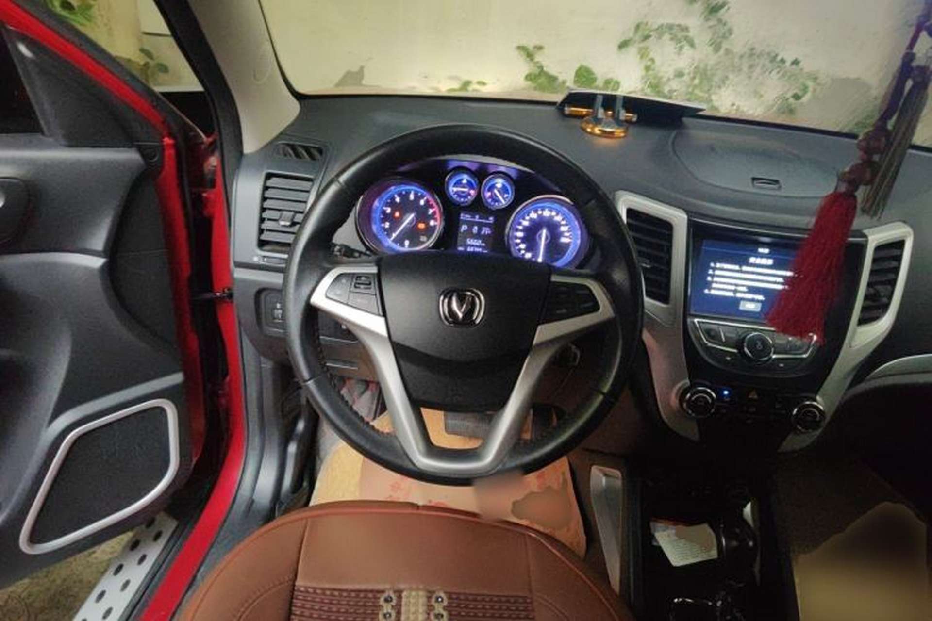Used CHANGAN CS35 2016 1.6L Automatic Luxury Model China IV Standard Steering Wheel