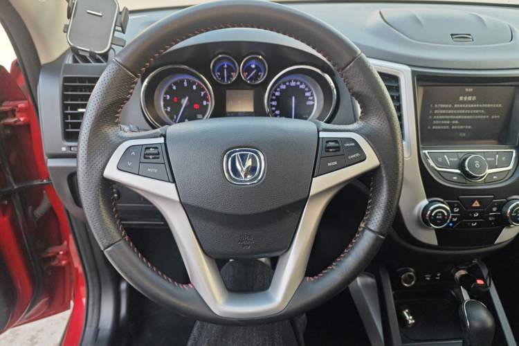 Used CHANGAN CS35 2016 1.6L Automatic Luxury Model China IV Standard Steering Wheel