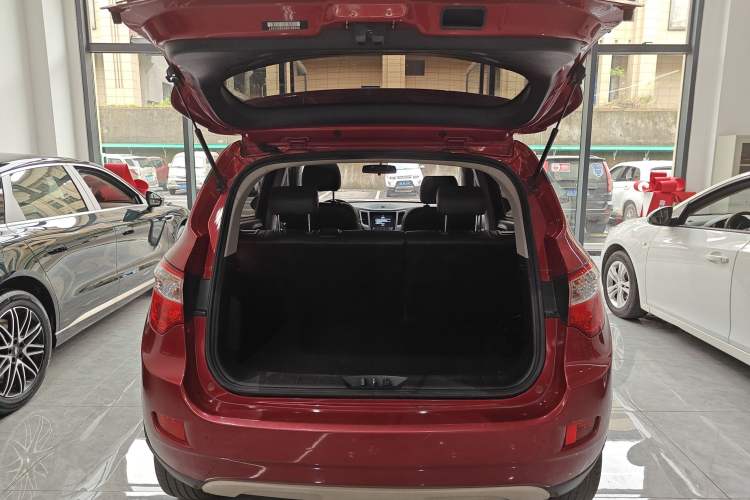 Used CHANGAN CS35 2016 1.6L Manual Luxury Model China V Standard Trunk