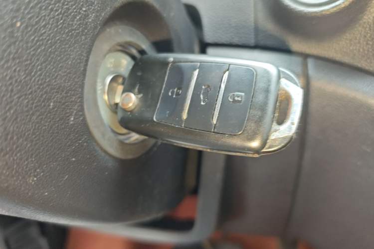 Used CHANGAN CS35 2016 1.6L Automatic Luxury Model China IV Standard Vehicle Key