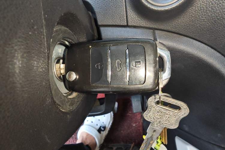 Used CHANGAN CS35 2016 1.6L Automatic Luxury Model China IV Standard Vehicle Key